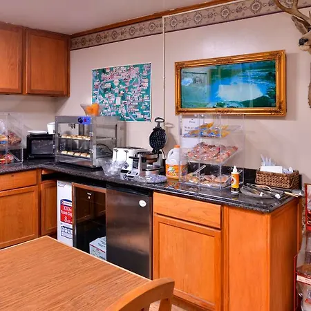 Americas Best Value Inn Jonesville/Hillsdale 